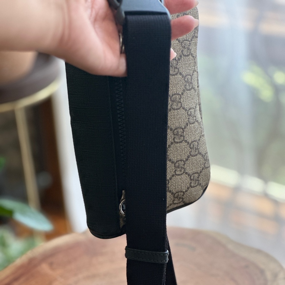 Gucci GG Supreme Belt Bag Black Leather Canvas Crossbody Waist Bag Unisex - Picture 14 of 17